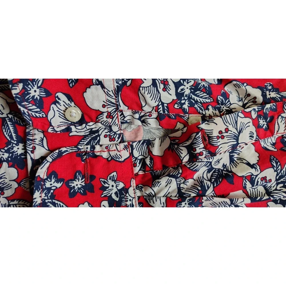 J. Crew Shirt Size M Secret Wash 98% Organic Cotton Classic Stretch Floral AE716